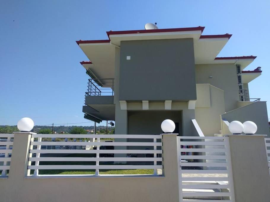 Orange Apartment Nikiti  Exterior photo