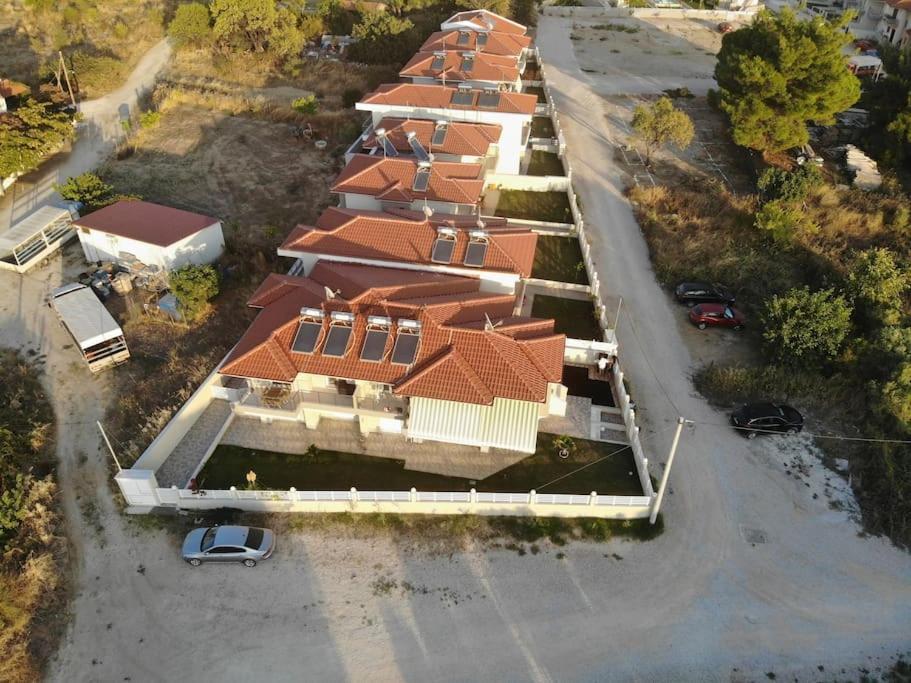 Orange Apartment Nikiti  Exterior photo